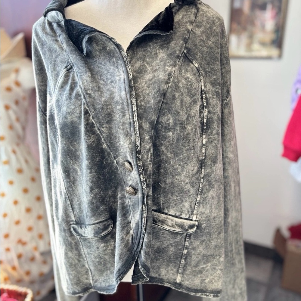 Aratta Silent Journey Embroidered Velvet Jacket – Boho Chic – Size XL
